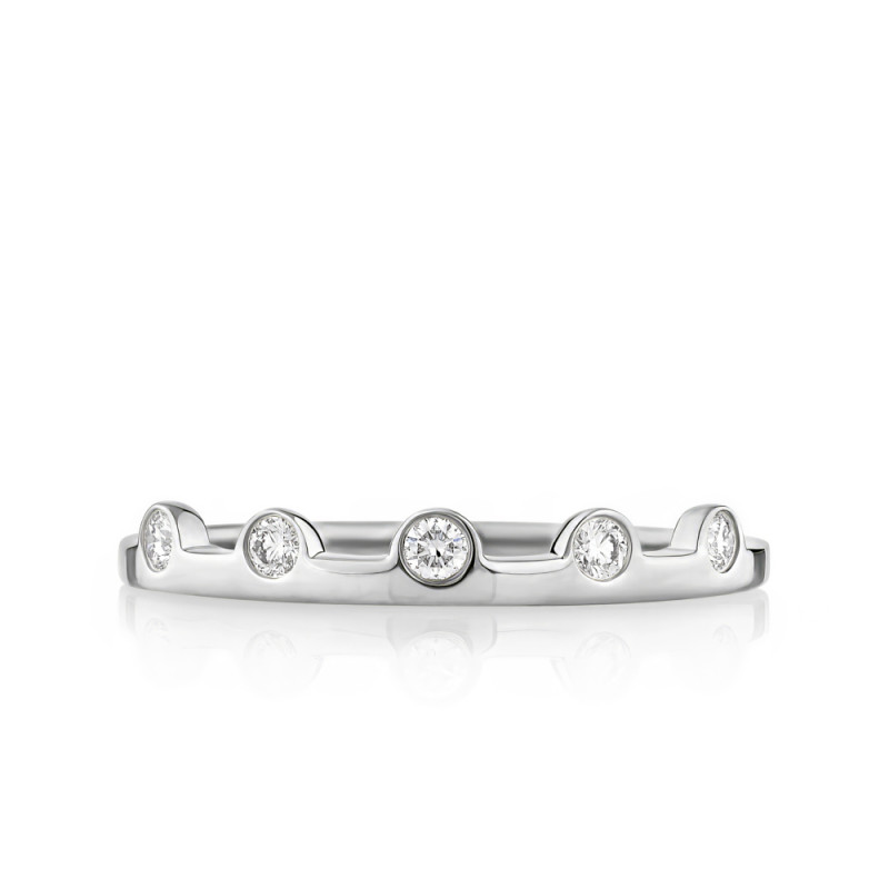 Five Stand Out Diamond Band