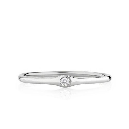 Scalloped Gold Band with Single Center Round Diamond